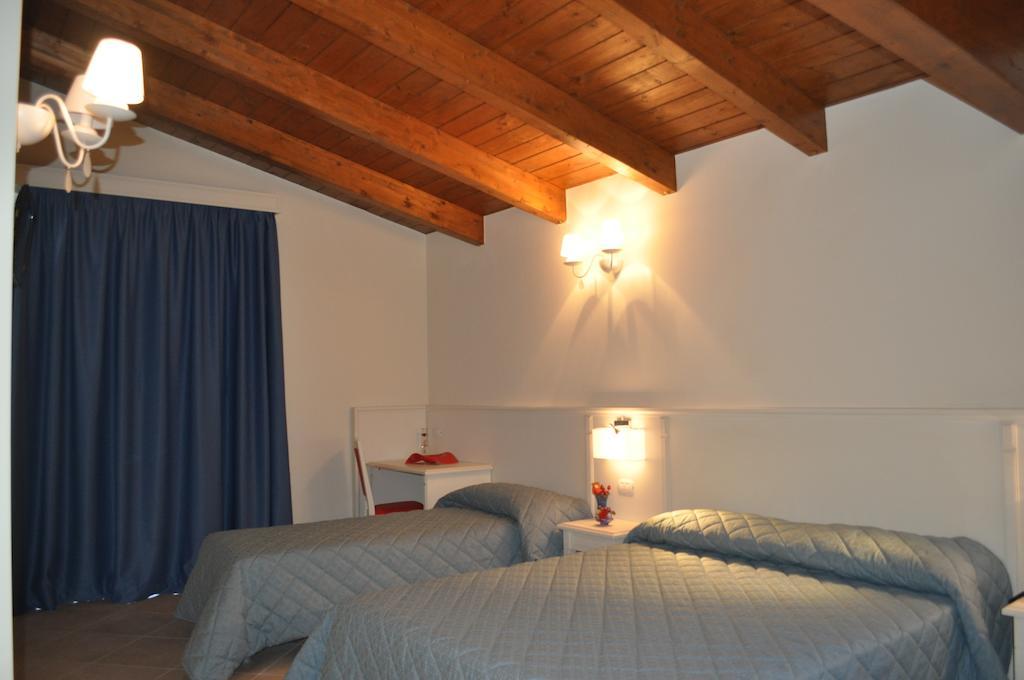Hotel Centova Perugia Habitación foto